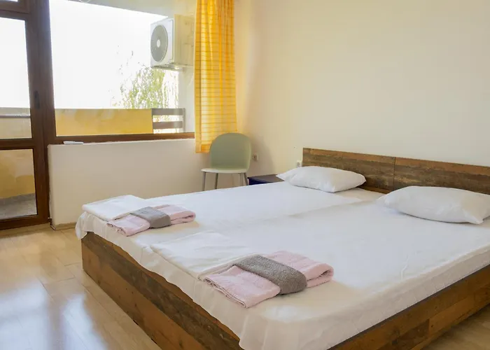 Indigo Case de vacanță