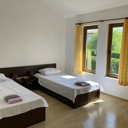 Indigo Vakantiehuis Pismenovo